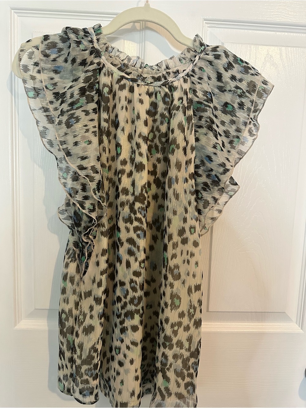 Woman’s Loft Leopard Print Ruffle Butterfly Sleeve Top Sz:M